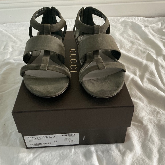 GUCCI GLADIATOR Flat Sandal  in Suede (Size: 38) - Picture 5 of 5